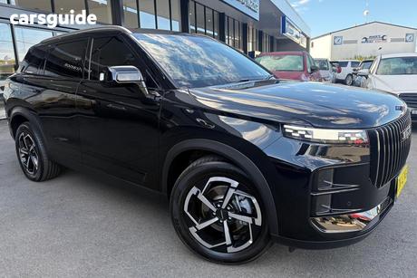 Black 2025 Jaecoo J7 Wagon Track