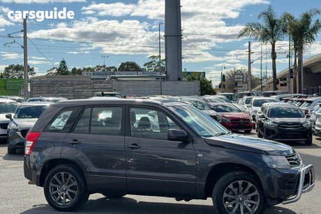 Grey 2016 Suzuki Grand Vitara Wagon Sports (4X4)