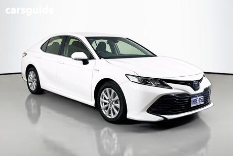 White 2020 Toyota Camry Sedan Ascent