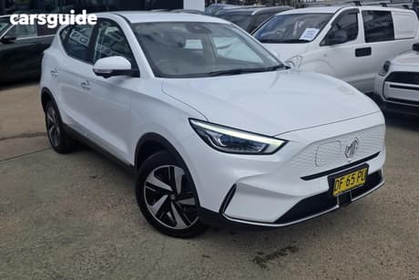 White 2022 MG ZS EV Wagon Essence