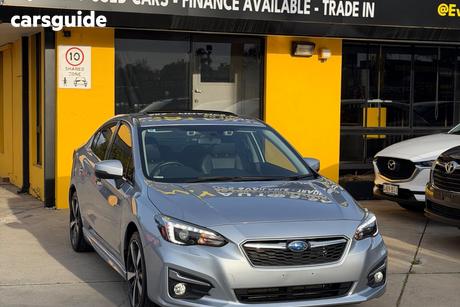 Silver 2017 Subaru Impreza Sedan 2.0S (Awd)