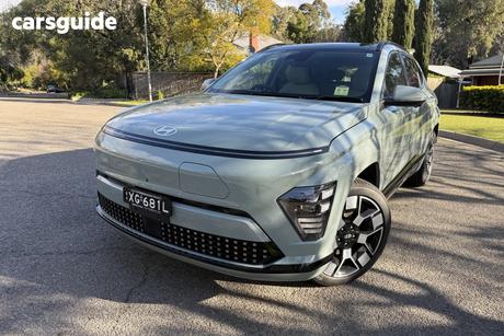 Green 2026 Hyundai Kona Wagon Electric Premium Ext Range