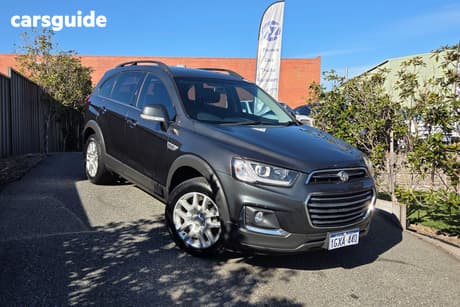 Green 2018 Holden Captiva Wagon Active 7 Seater