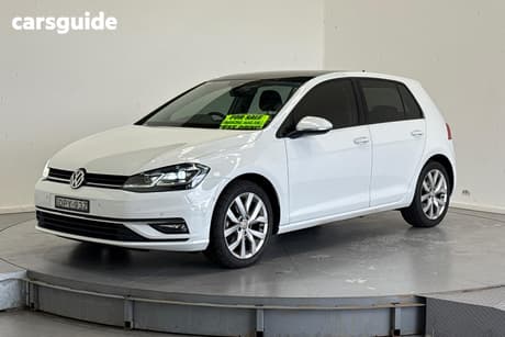 White 2017 Volkswagen Golf Hatchback 110 Tdi Highline