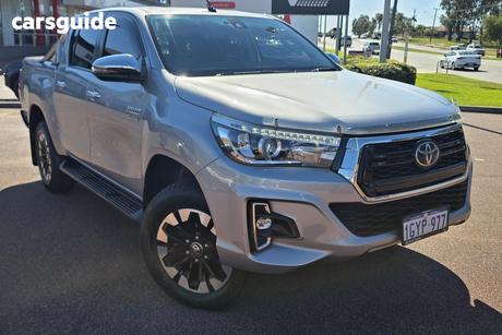 Silver 2019 Toyota Hilux Double Cab Pick Up Sr5 (4X4)