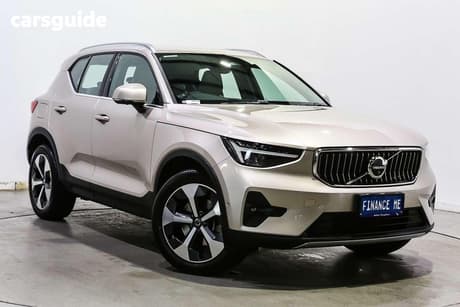 Silver 2022 Volvo XC40 Wagon Ultimate B4 Bright Mhev