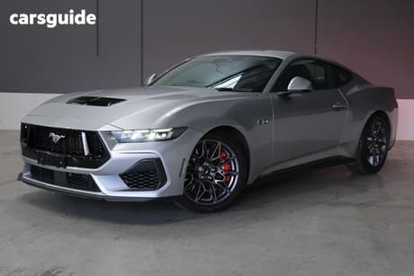 Silver 2025 Ford Mustang Fastback Gt 5.0 V8