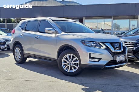 Silver 2017 Nissan X-Trail Wagon St (2Wd)