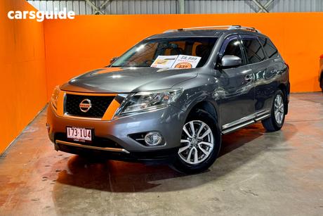 Grey 2016 Nissan Pathfinder Wagon St-L (4X2)