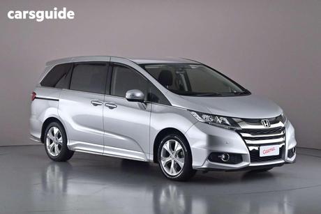 Silver 2019 Honda Odyssey Wagon Vti