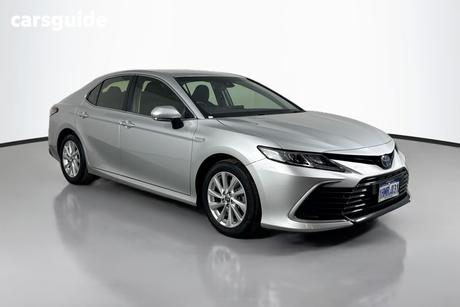Silver 2021 Toyota Camry Sedan Ascent