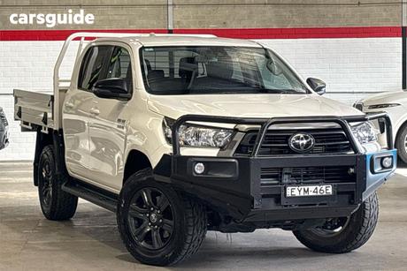 White 2023 Toyota Hilux Double Cab Chassis Sr (4X4)