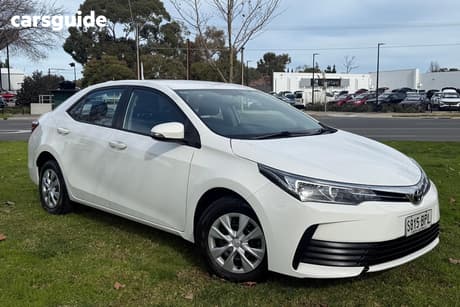 White 2017 Toyota Corolla Sedan Ascent