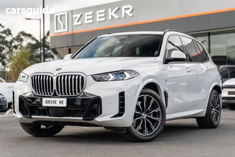 White 2023 BMW X5 Wagon Xdrive30D M Sport