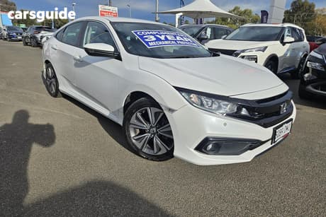 White 2019 Honda Civic Sedan Vti-L
