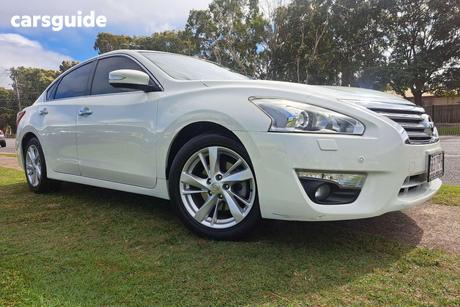 White 2013 Nissan Altima Sedan St-L