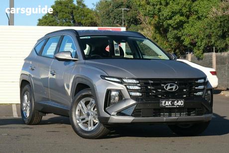Silver 2026 Hyundai Tucson Wagon (Fwd)