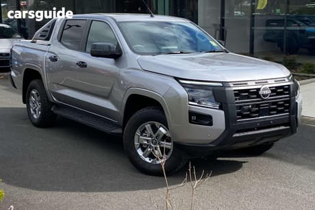 Silver 2026 Nissan Navara Dual Cab Pick-up St (4X2)