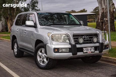 Silver 2009 Toyota Landcruiser Wagon Sahara (4X4)