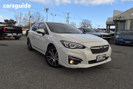 White 2017 Subaru Impreza Hatchback 2.0L (Awd)