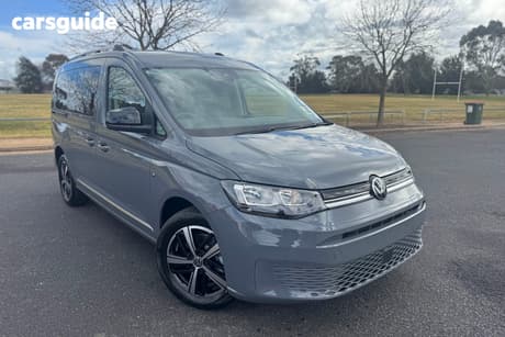 Grey 2025 Volkswagen Caddy Van Cargo Tsi220