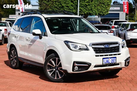 White 2017 Subaru Forester Wagon 2.5I-S