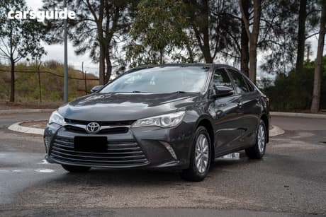 Grey 2016 Toyota Camry Sedan Altise