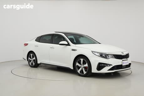 White 2019 Kia Optima Sedan Gt Nav (Black Leather)