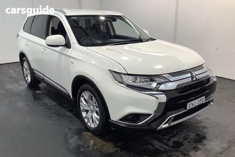 White 2019 Mitsubishi Outlander Wagon Es 7 Seat (Awd)