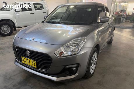Silver 2017 Suzuki Swift Hatchback Gl Navigator