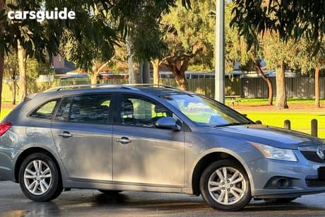 Tan 2016 Holden Cruze Sedan Cdx