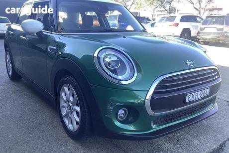 Green 2020 Mini Cooper Hatchback 5D Hatch