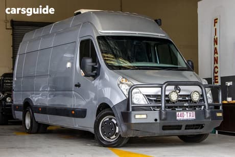 Silver 2014 Renault Master Van 4.5 Elwb High