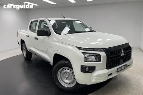 White 2025 Mitsubishi Triton Double Cab Pick Up Glx (4X2)