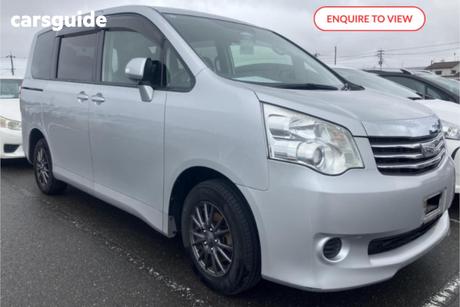 Silver 2011 Toyota Noah Commercial WELCAB