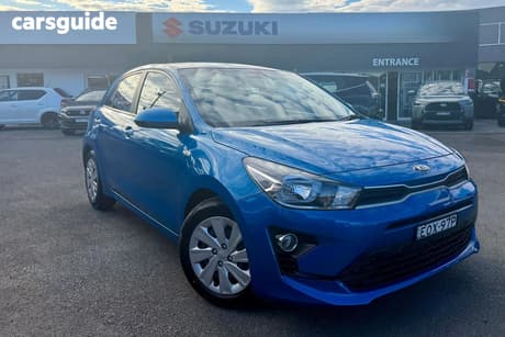 Blue 2021 Kia RIO Hatchback S