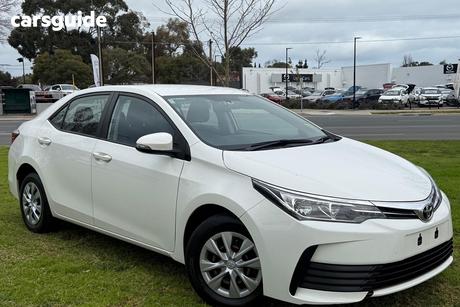 White 2017 Toyota Corolla Sedan Ascent