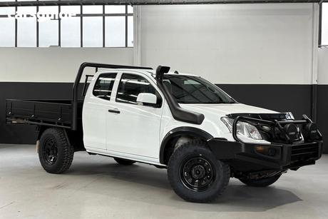 White 2014 Isuzu D-MAX Space Cab Chassis Sx (4X4)