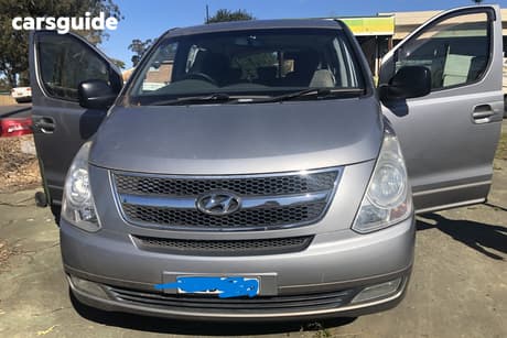 Grey 2011 Hyundai Imax Wagon