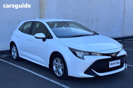 White 2022 Toyota Corolla Hatchback Ascent Sport