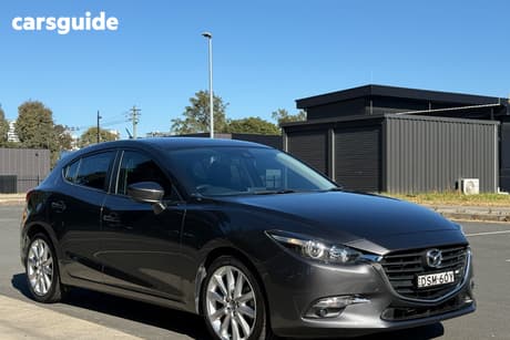 Grey 2017 Mazda 3 Hatchback Sp25