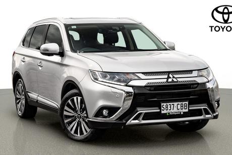 Silver 2018 Mitsubishi Outlander Wagon Exceed 7 Seat (Awd)