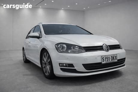 White 2015 Volkswagen Golf Wagon 103 Tsi Highline