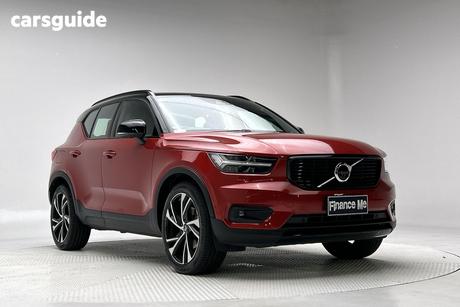 Red 2019 Volvo XC40 Wagon T5 R-Design (Awd)