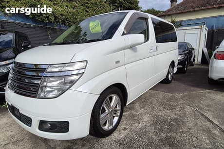 White 2003 Nissan Elgrand Wagon