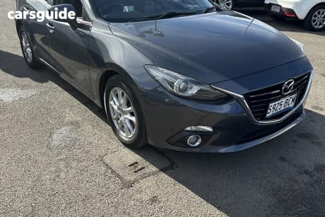 Grey 2014 Mazda 3 Hatchback Sp25