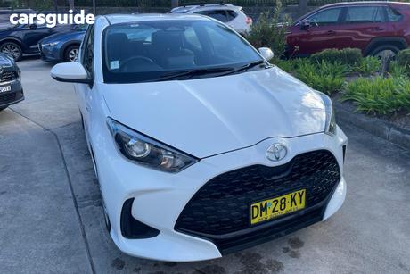 White 2024 Toyota Yaris Hatchback Ascent Sport Hybrid