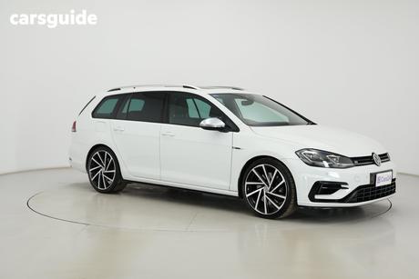 White 2018 Volkswagen Golf Wagon R