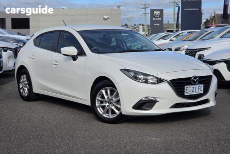 White 2014 Mazda 3 Hatchback Maxx