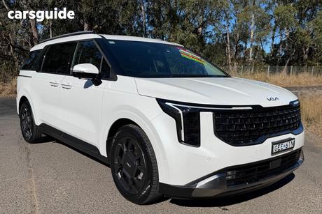 White 2024 Kia Carnival Wagon Gt-Line Hev